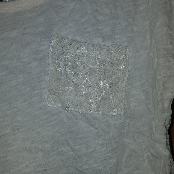 White lace blouse - Picture 3 of 4